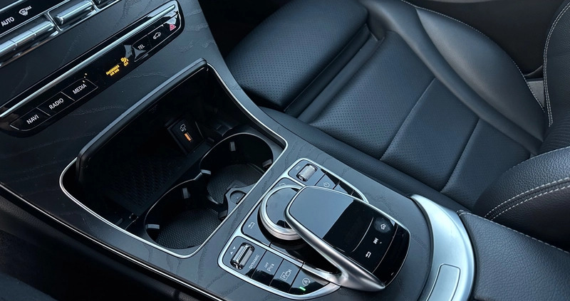Mercedes-Benz Klasa C cena 156800 przebieg: 60200, rok produkcji 2020 z Iłowa małe 781